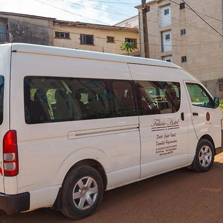 Felicia Hotel Yaounde Exterior photo